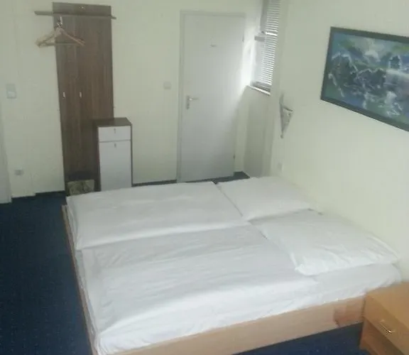 Casa de hóspedes Hotelgarni Frankfurt